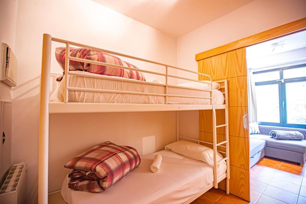 Holidays, Estudio Jara, Gorbea 2 Pax Sierra Nevada